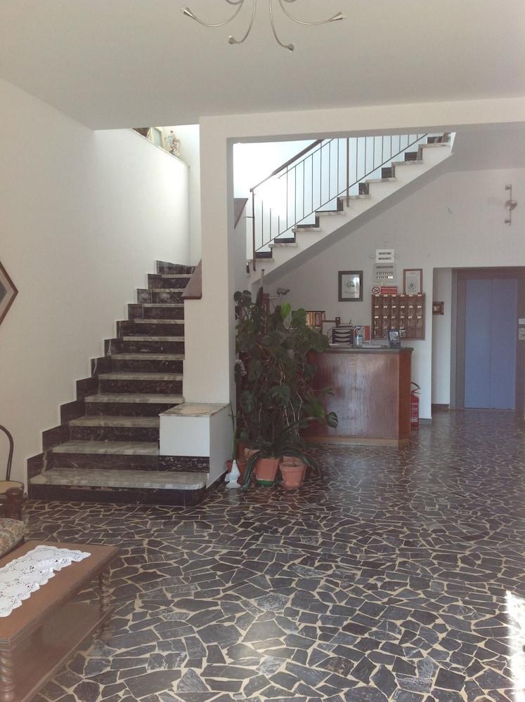 Naviglio Hotel